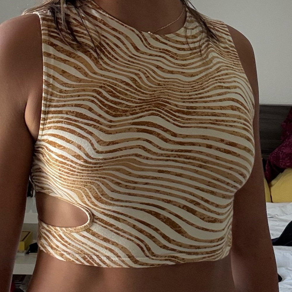 Motel cutout crop top.